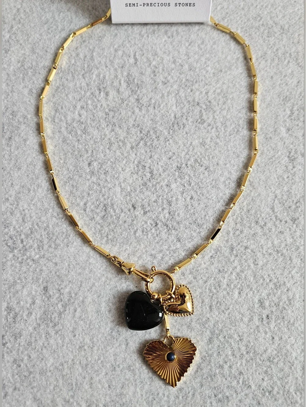 Madewell Engine Turned Lapis Heart Charm Necklace - Picture 3 of 14